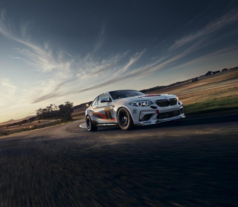  BMW M2 CS Racing (F87) 2019 года  (фото 1 из 8)